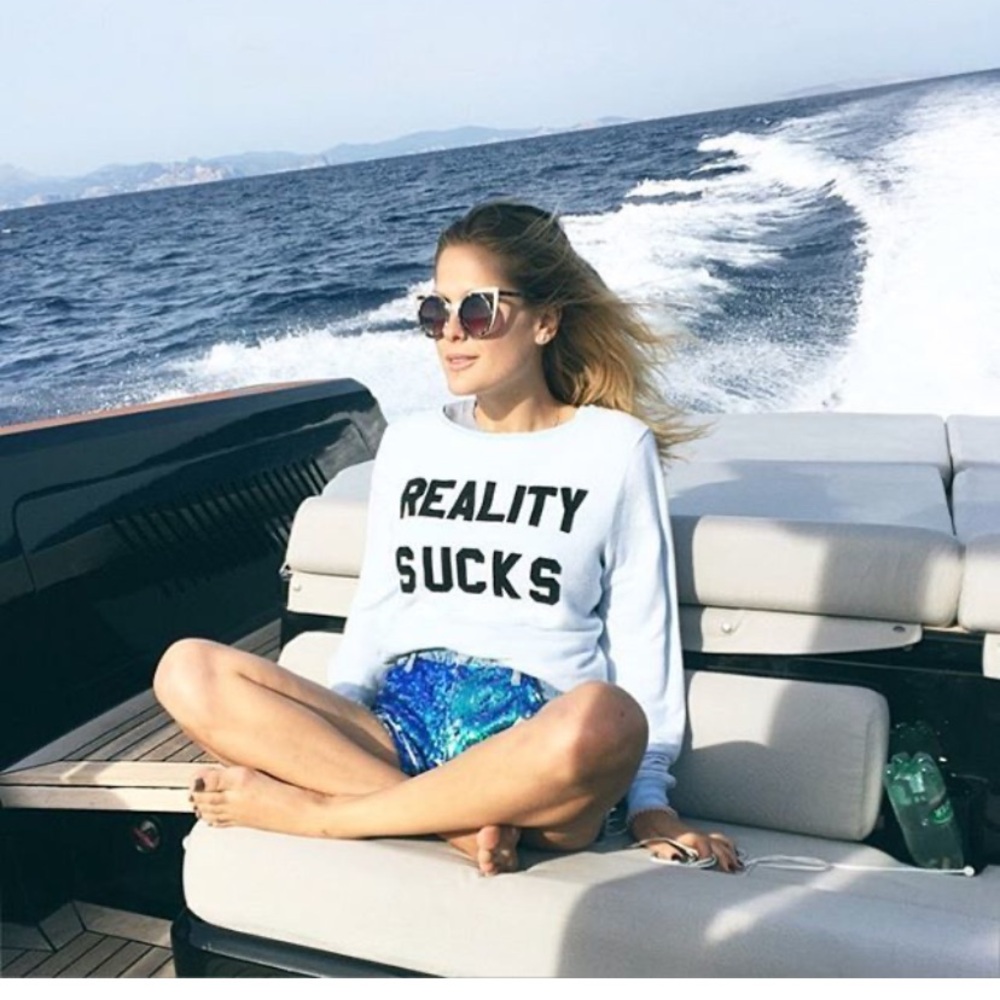 Wildfox “reality sucks” baggy beach jumper XS